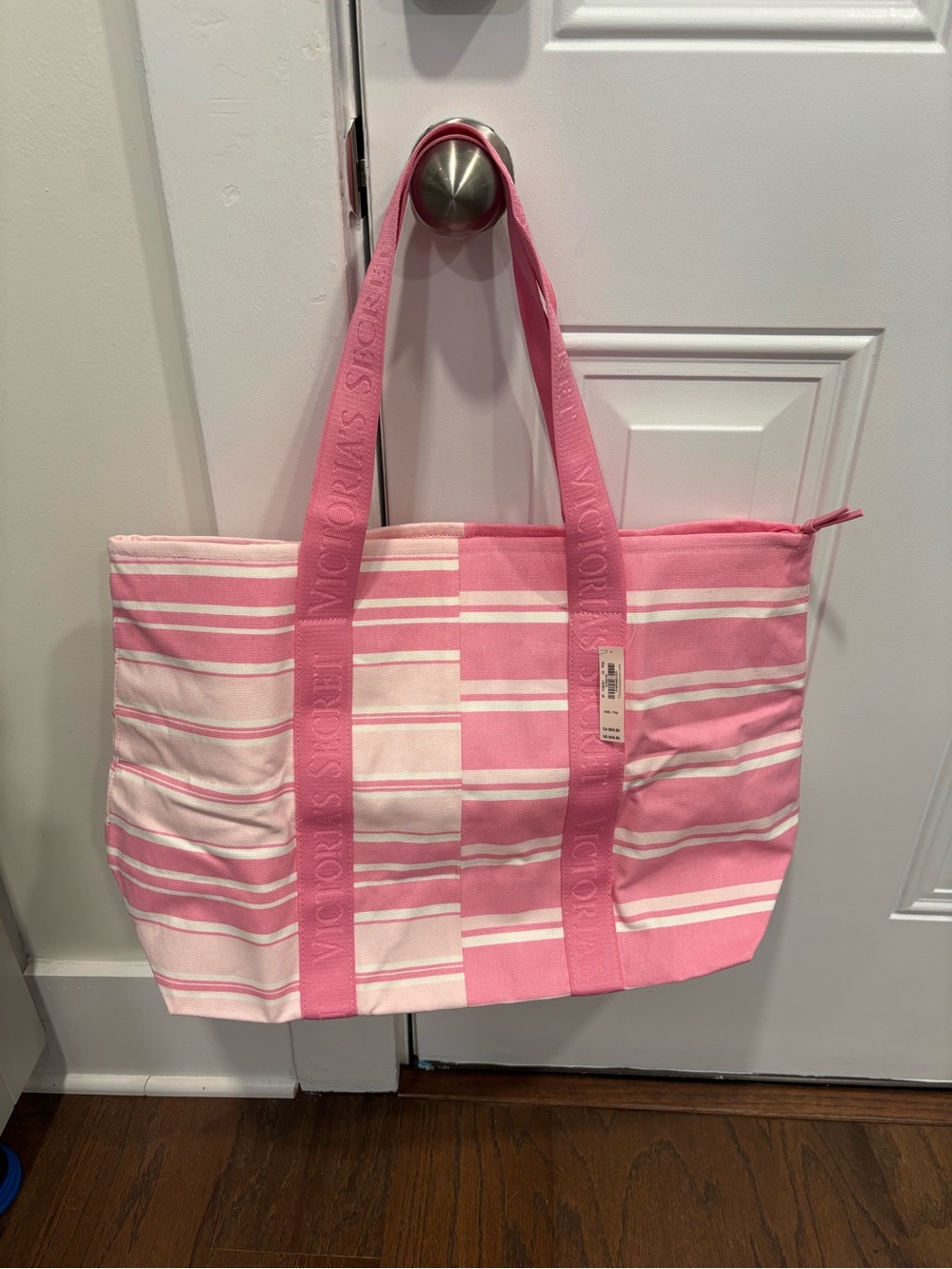 Victoria's Secret Pink & White Striped Tote Bag new with tags zip top